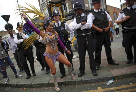 London: Mehr als 400 Festnahmen bei Karneval in Notting Hill