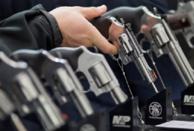Gestiegene Nachfrage: US-Waffenhersteller Smith & Wesson verdoppelt Gewinn