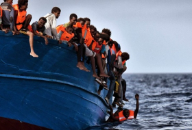 CSU will im Mittelmeer gerettete Flüchtlinge nach Afrika bringen lassen