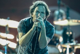 Pearl Jam sagt Konzert wegen Transgendergesetz ab