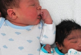 Australien: Mutter bringt Sechs-Kilo-Baby zur Welt