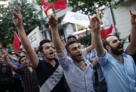 Anti-deutsche Proteste in Istanbul: Generalkonsulat abgeriegelt
