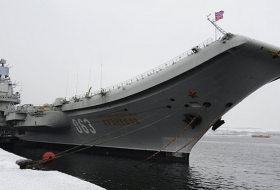 Russische Kriegsschiffe vertreiben US-Flugzeugträger aus Persischem Golf