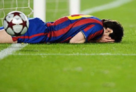 Lionel Messi fällt mit Knieverletzung lange aus