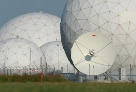 Mit Transponder fliegen oder zu Hause bleiben: Russland reagiert auf US-Spionagejet 